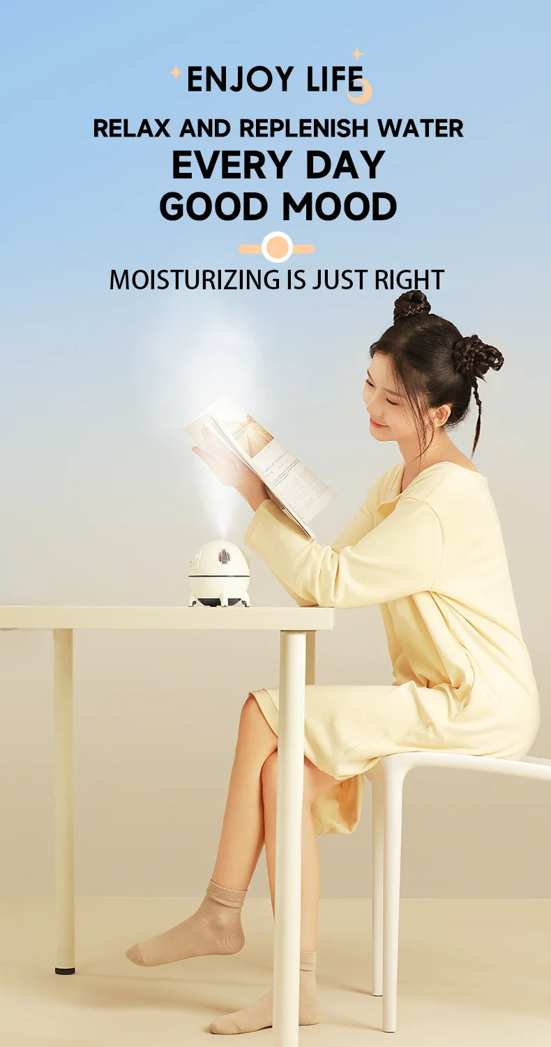 Portable Astronaut Humidifier with LED Light and Aroma Diffuser